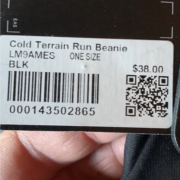 2 Lululemon beanies - Picture 7 of 7